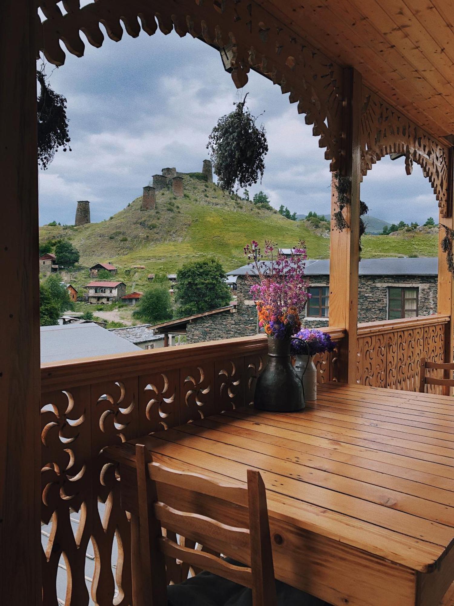 A North Homestay Omalo Екстериор снимка